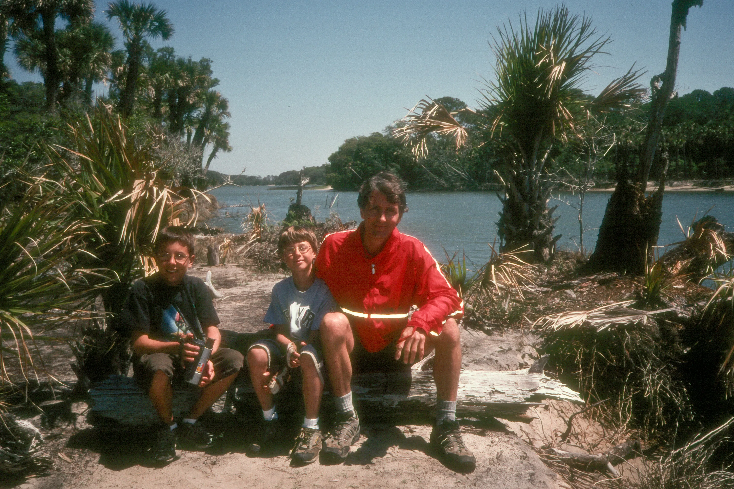 Lazy Daze and Subaru Ready to Leave Yosemite