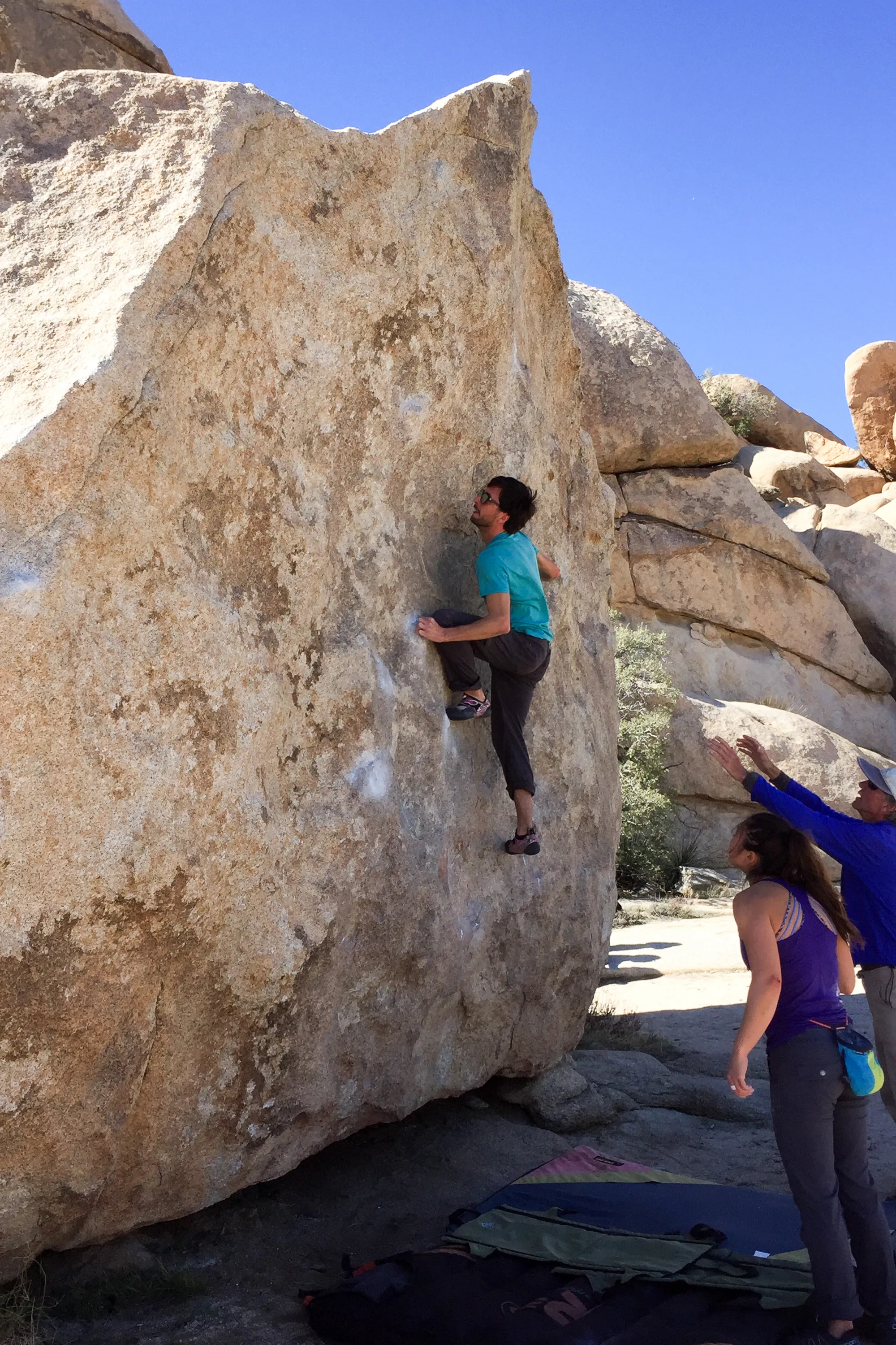 Andrew on Bachar Boulder