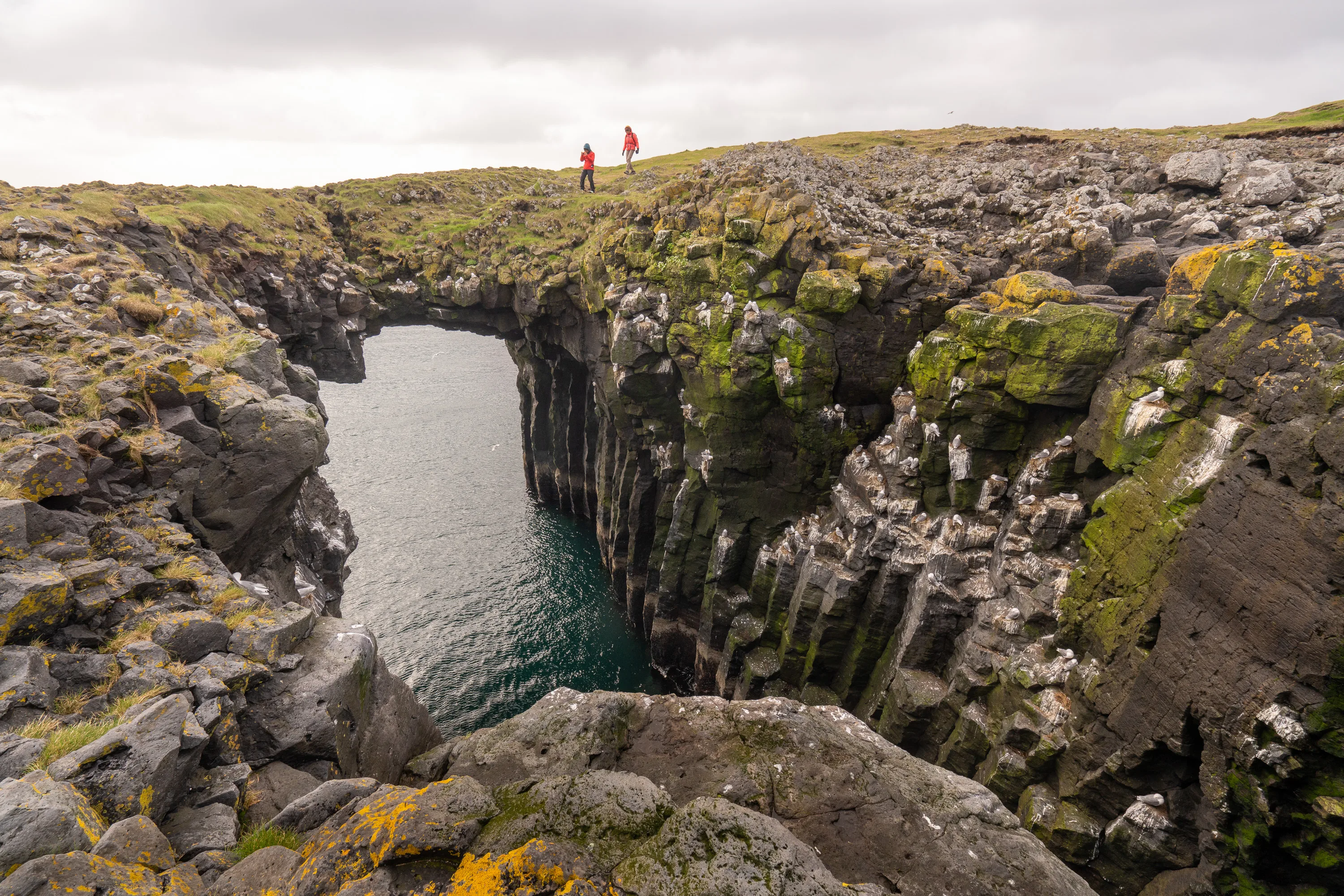 Eystrigjá, the famous natural stone bridge